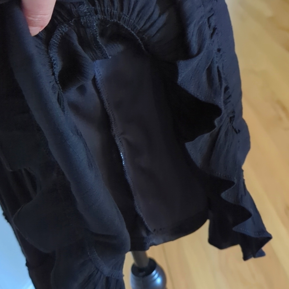 NWT Juniper Blu Black Tiered Ruffle Mini Skirt - Size S - Picture 7 of 11